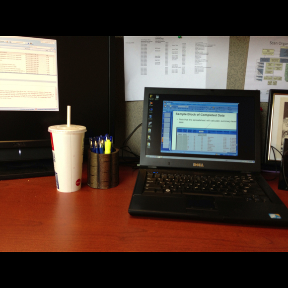 Profile Picture of Adam Ross (@adamross304) on Poshmark