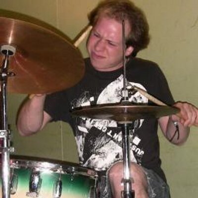 Profile Picture of Andrew Robertson (@AndyTashDrummer) on Twitter