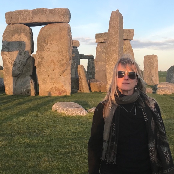 Profile Picture of Tracy Pamperin (@tresoir21) on Poshmark