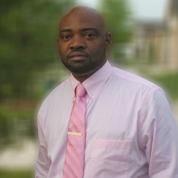 Profile Picture of Darrell Bates (@dbates779) on Poshmark