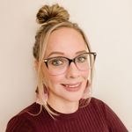 Profile Picture of Elly Thomson•Working Mom Cheerleader (@ellythomson13) on Instagram