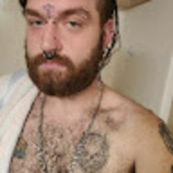Profile Picture of Cody Nicholson (@codyn3231) on Poshmark