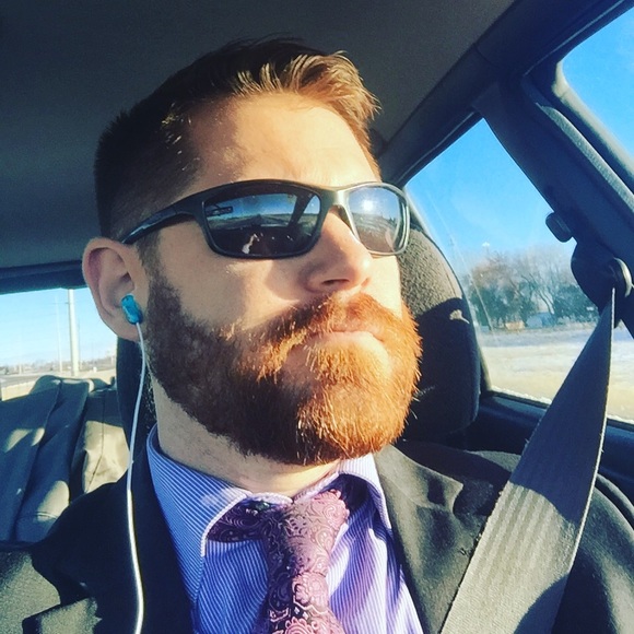 Profile Picture of Sean Bartholick (@seanbart84) on Poshmark