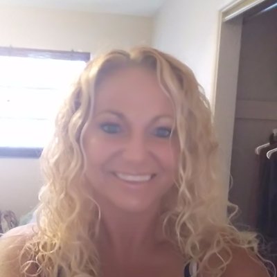 Profile Picture of Lara Toth (@Laratoth2) on Twitter