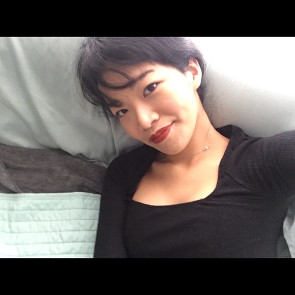 Profile Picture of Ping Chen (@just4cecilia) on Poshmark