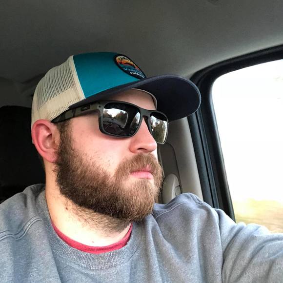 Profile Picture of Matthew Hefner (@matthef89) on Poshmark