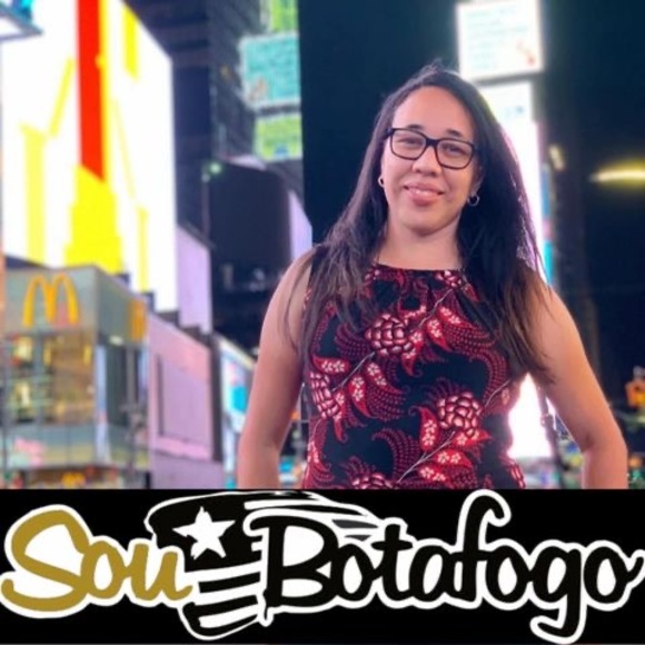 Profile Picture of Tasmyne Hespanha (@spain_tata) on Poshmark