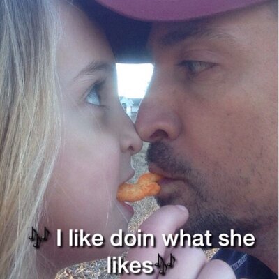 Profile Picture of Jeremy Graves (@gravestide1) on Twitter