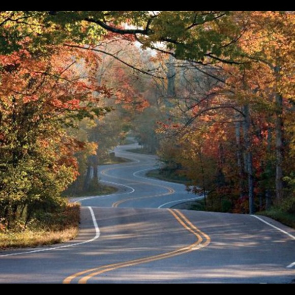 Profile Picture of Macie Walters (@mmwalt) on Poshmark