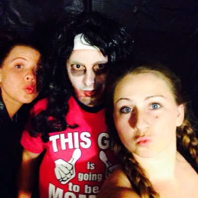 Profile Picture of Adam Placzek (@iamFlowbee) on Twitter