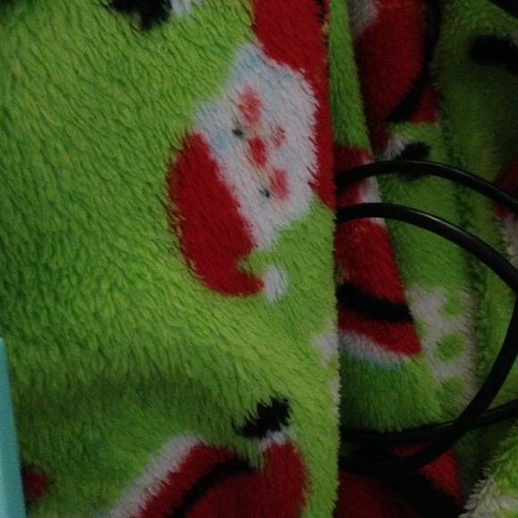 Profile Picture of Lin Lan (@tincjk) on Poshmark