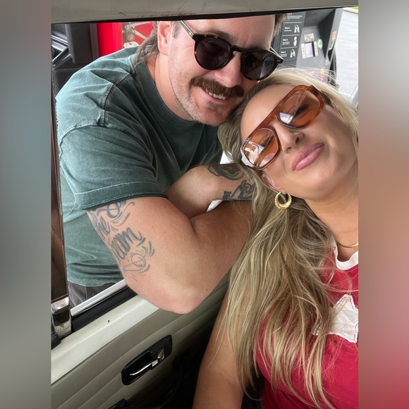 Profile Picture of Melissa Moffitt (@melissamoffi813) on Poshmark