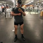 Profile Picture of 🇨🇦 Martin Gregor 🇨🇿 (@mr.squatman) on Instagram