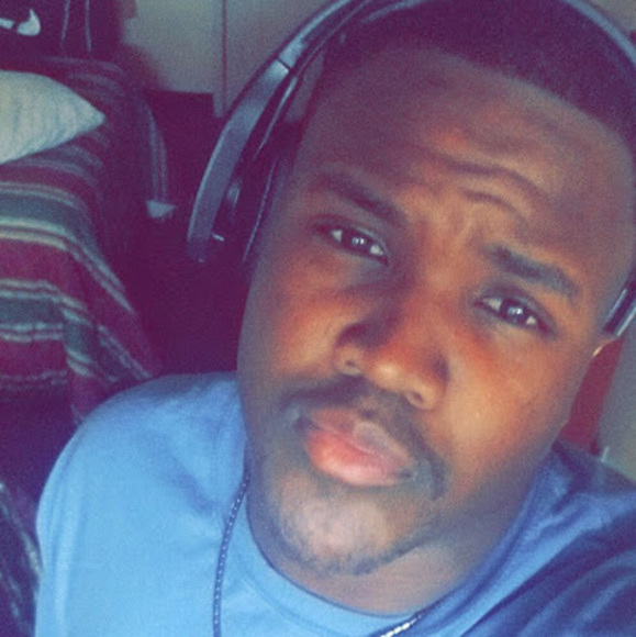 Profile Picture of Damon Joseph (@damonjoseph3) on Poshmark