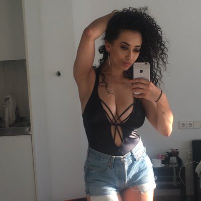 Profile Picture of Somer Scott-Clarkson (@SomerMRSC) on Twitter