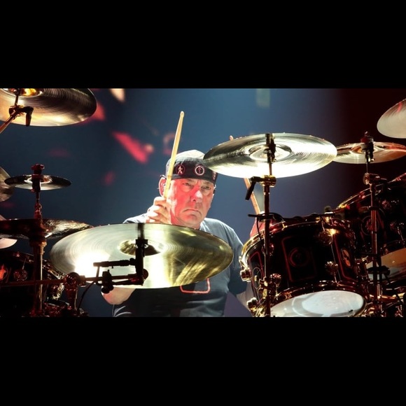 Mike Mitolo - Poshmark Profile Picture of Mike Mitolo (@pervisposh) on Poshmark