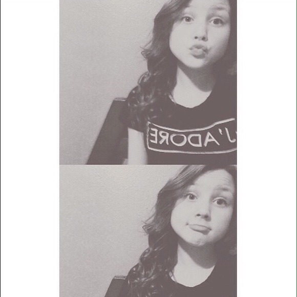 Profile Picture of Camille Hartford (@camille1201) on Poshmark