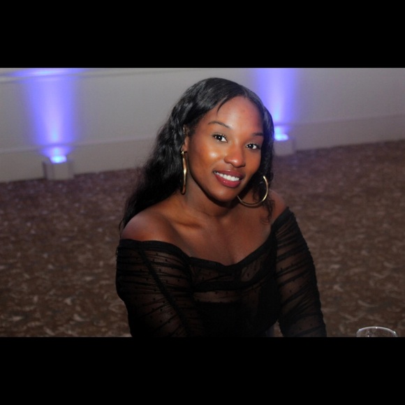 Profile Picture of Jamie Wallace (@jones2822) on Poshmark