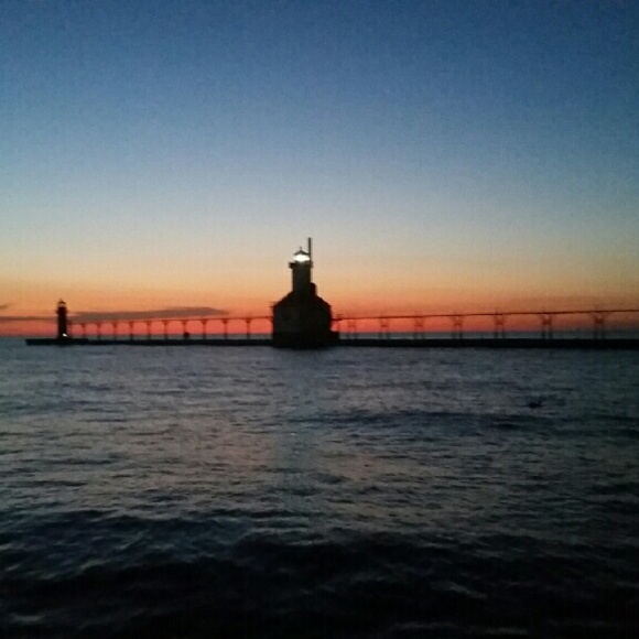 Profile Picture of Kristen Timmreck (@kristentimmreck) on Poshmark