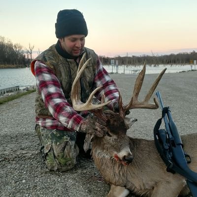 Profile Picture of Nelson Overholt (@@BigBucksRus) on Twitter