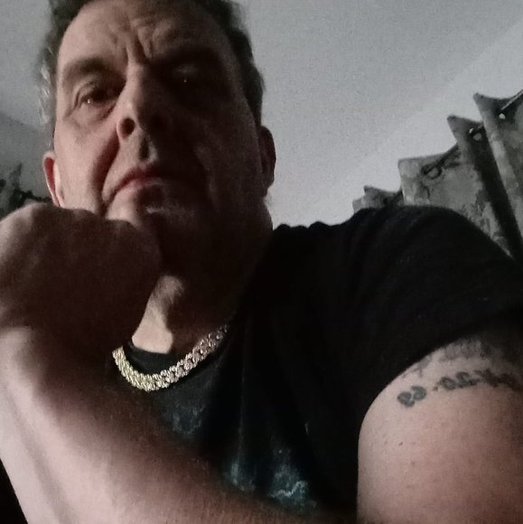 Profile Picture of Mike Mockler (@mike2023y2k) on Poshmark