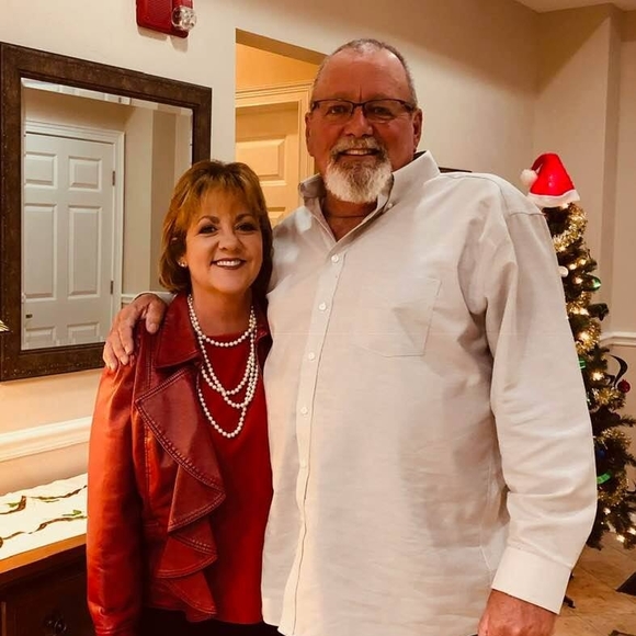 Profile Picture of Lawanna Ray beyer (@wannab6762) on Poshmark