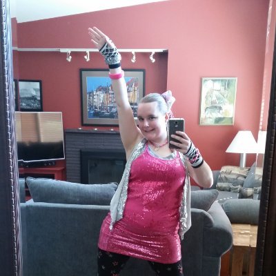 Profile Picture of Katie Henry (@@GatomonGirlie) on Twitter