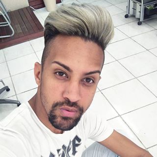 Profile Picture of Jonathan Scutti (@jho.scutti) on Facebook