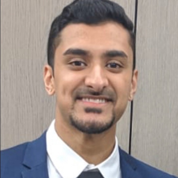 Profile Picture of Vivek Srinivasan (@vsriniv95) on Poshmark