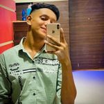Profile Picture of 🔱 Rutik thombre 🔱 (@i_am_rct_3194) on Instagram