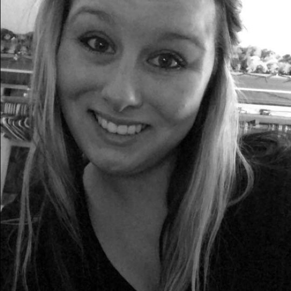 Profile Picture of Heather Gerhardson (@hgerha12) on Poshmark