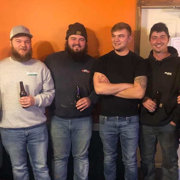 Profile Picture of Drew Hinners (@drewpt_2014) on Poshmark