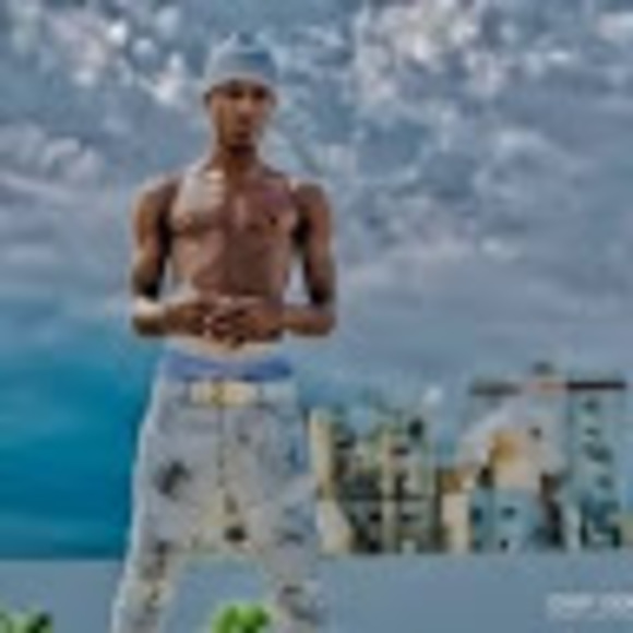 Profile Picture of Ruben Losoya (@055508) on Poshmark