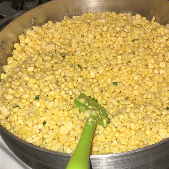 Profile Picture of Marina Valiente (@vmvm21) on Poshmark