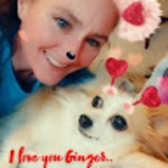 Profile Picture of Tracy Ilstrup (@strupster) on Poshmark