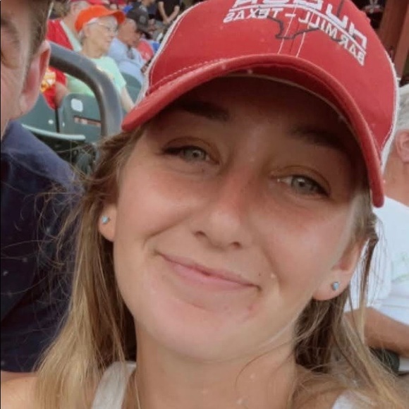 Profile Picture of Darian Stebbing (@darekrll) on Poshmark