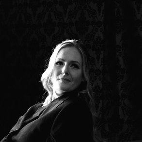 Profile Picture of Tara Corey (@TaraCorey) on Twitter