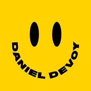 Profile Picture of Daniel Devoy (@_alphabetcity) on Twitter