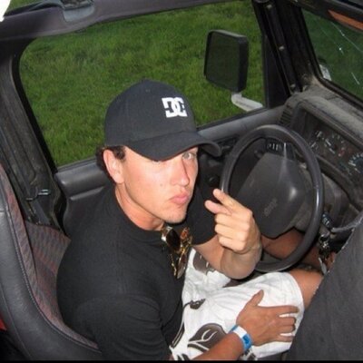 Profile Picture of Sean Lough (@seanylough) on Twitter