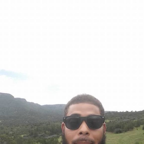 Profile Picture of Garrett Mitchell (@garrett2206) on Poshmark