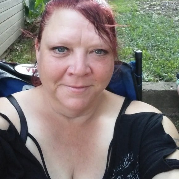 Profile Picture of Sassafrass Waters (@sassafrass114) on Poshmark
