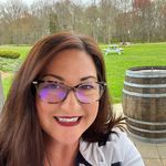 Profile Picture of Stephanie Cooper Manchen (@stephmanchen) on Instagram