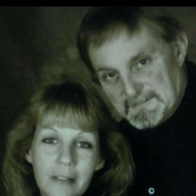Profile Picture of Rhonda Knuckles (@RhondanJames) on Twitter