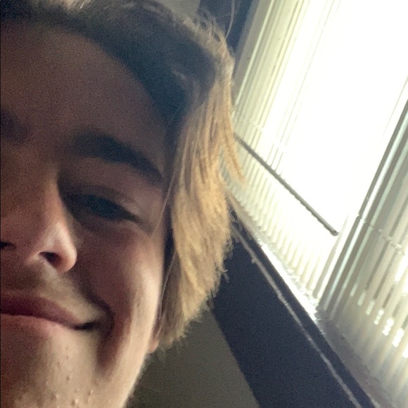 Profile Picture of Nathan Poulin (@npoulin11) on Poshmark