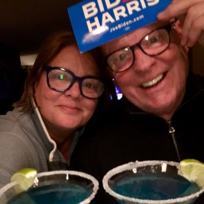 Profile Picture of Shellie Nelson (@shellien60) on Twitter