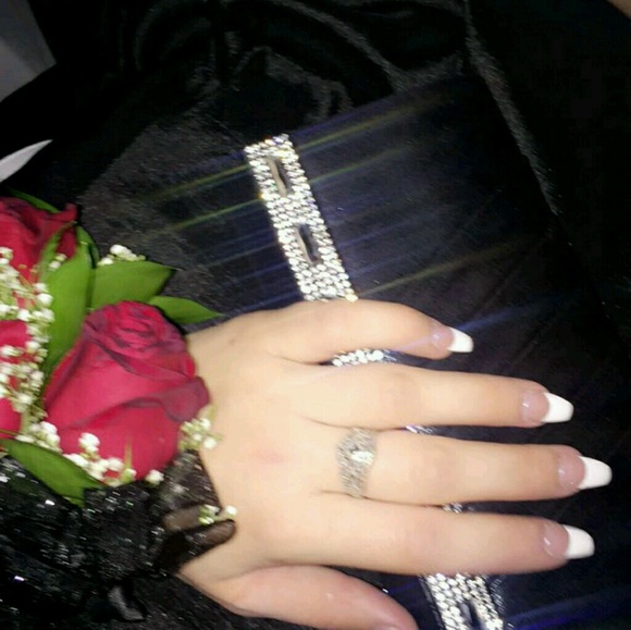 Profile Picture of Alma Poljakovic (@alma525) on Poshmark