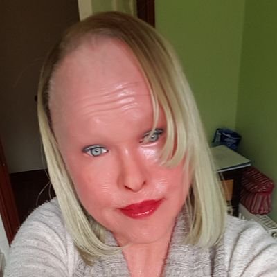 Profile Picture of Lucy Lou ☺ (@lucylou87) on Twitter