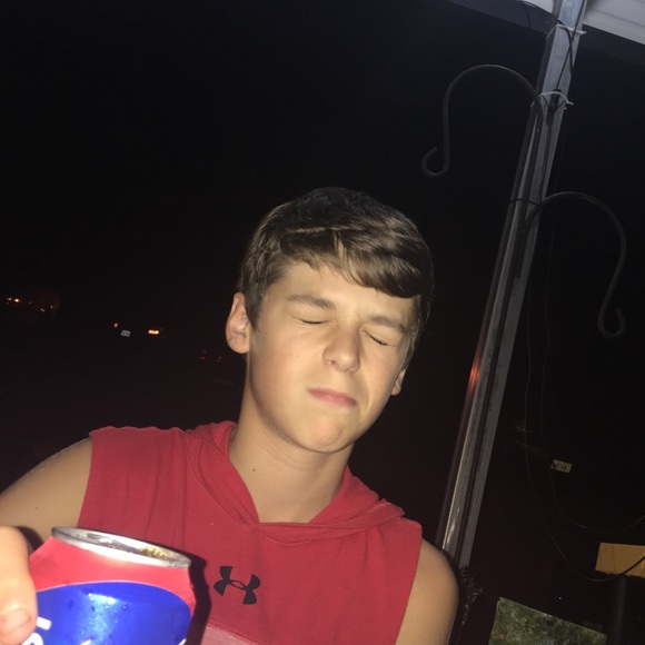 Profile Picture of Brayden Cooke (@braydencooke) on Poshmark