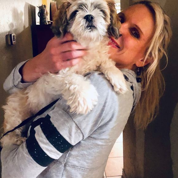 Celene Ruffalo - Poshmark Profile Picture of Celene Ruffalo (@jama6912) on Poshmark