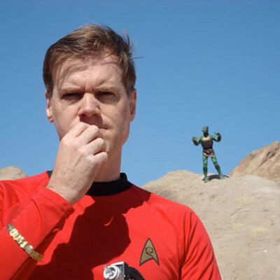 Profile Picture of Jeff Bond (@lazymodeler) on Twitter